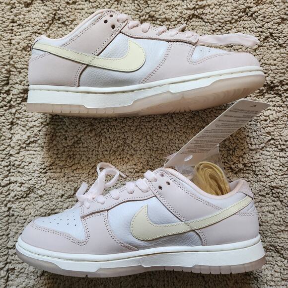 Wmns Nike Dunk Low Light Soft Pink Brand New Sz 8.5 - Picture 3 of 9